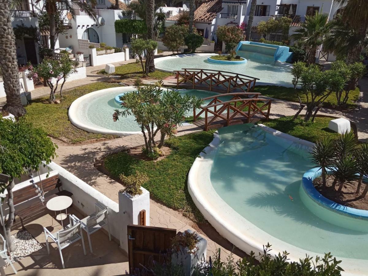 Villa Lagos A 25 Metros Del Mar Roquetas de Mar Exteriér fotografie